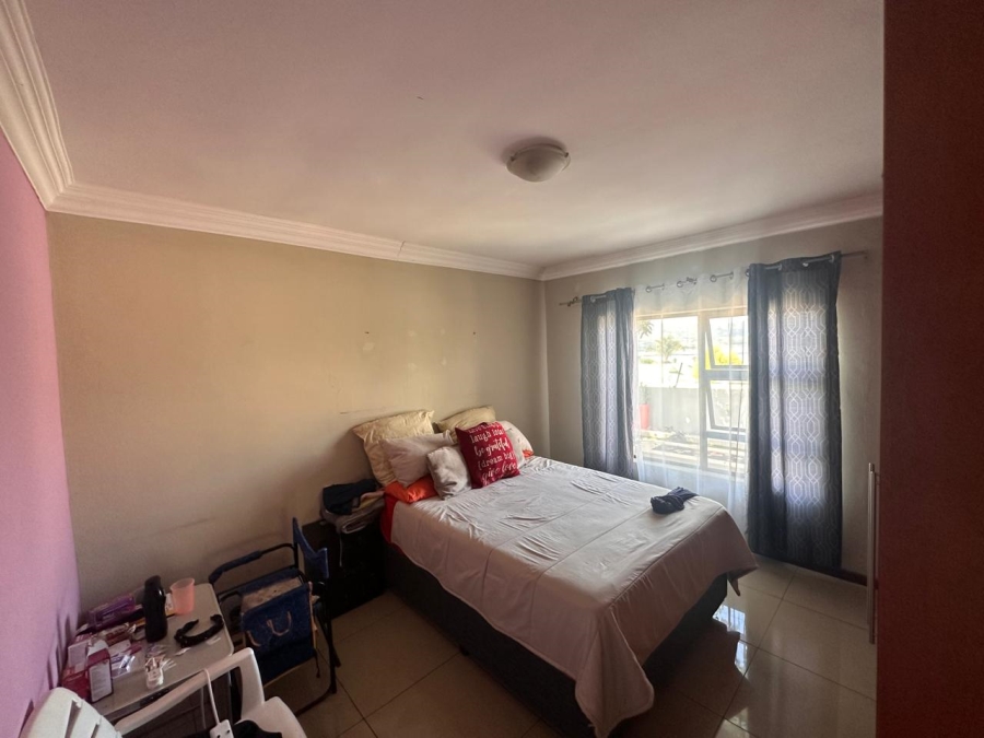 3 Bedroom Property for Sale in Kosmos Ridge North West